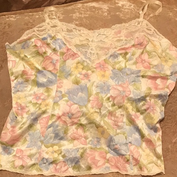 🌸2 for $15🌸 Flowered Vintage Lingerie Style Top Sz L - Picture 1 of 10